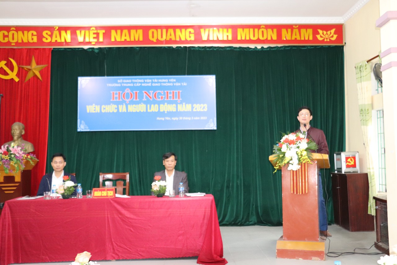 Hội nghị cán bộ, viên chức, người lao động Trường Trung cấp nghề GTVT Hưng Yên năm 2023